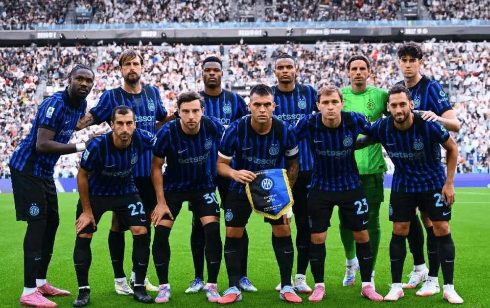 瓦伦西亚完 瓦伦西亚完