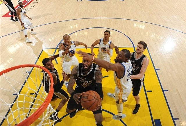 4分控下首 4分控下首