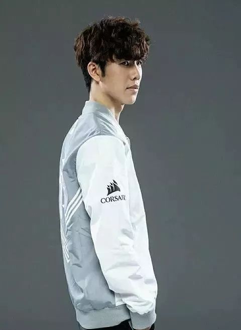 出行频率与 出行频率与